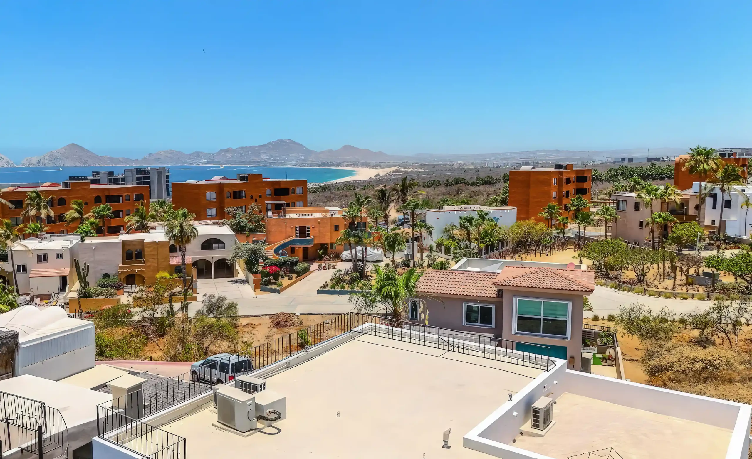 Exclusive Amenities in Luxury Cabo