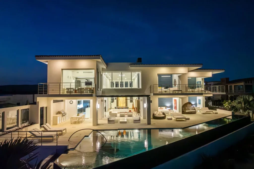 Luxury Estates in Cabo Luxury Condos