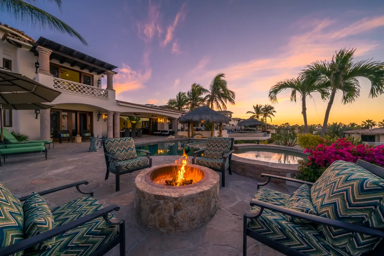 Ocean-view luxury condos in Cabo San Lucas offering modern coastal living