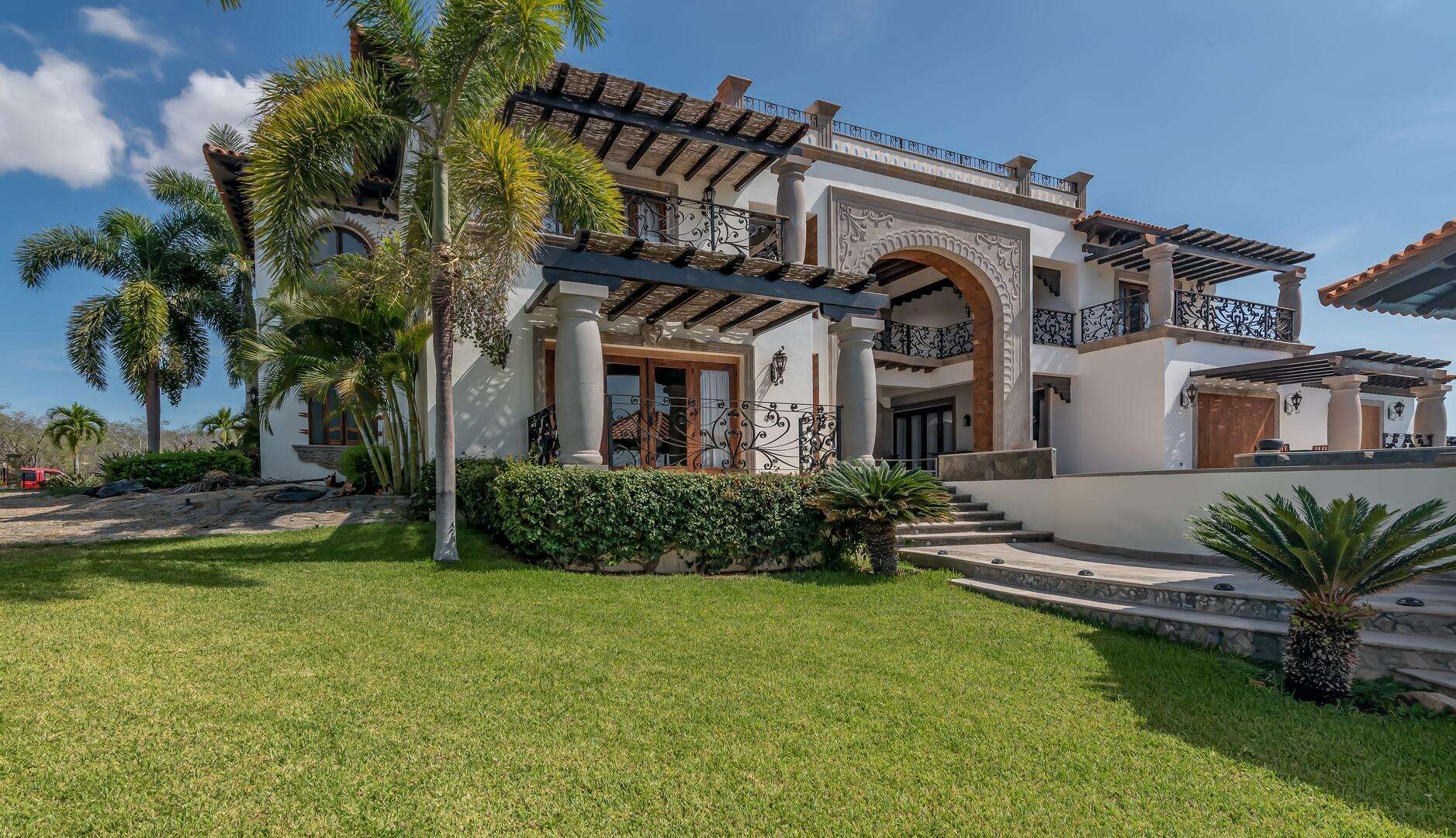 Cabo Luxury Fundadores Set within the prestigious, double-gated Fundadores enclave of Puerto Los Cabos, Casa Las Glorias captures sweeping for sale