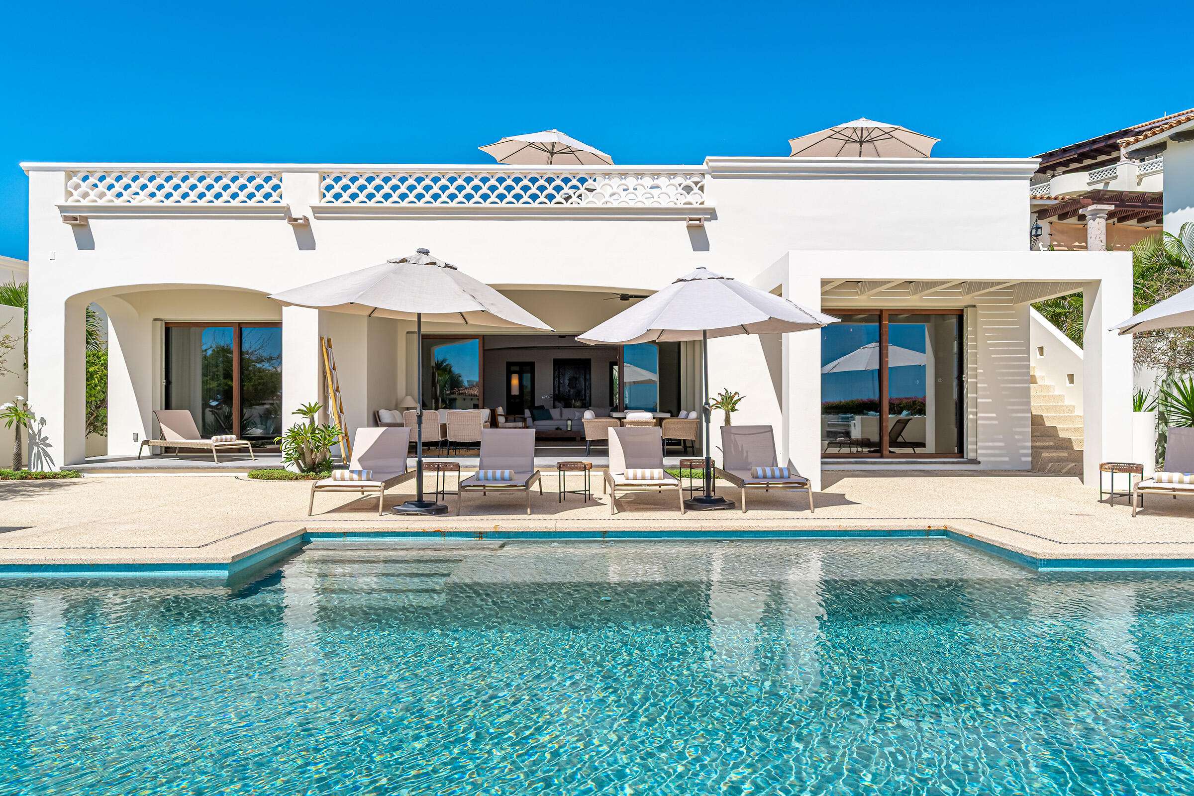 Cabo Luxury El Encanto Casa Estrella boasts the comfort of SINGLE LEVEL LIVING in a very well designed open concept floorplan. From the Hacienda courtyard entry to the master suite, the floorplan is extremely attractive being all on one level including a roof top for sale