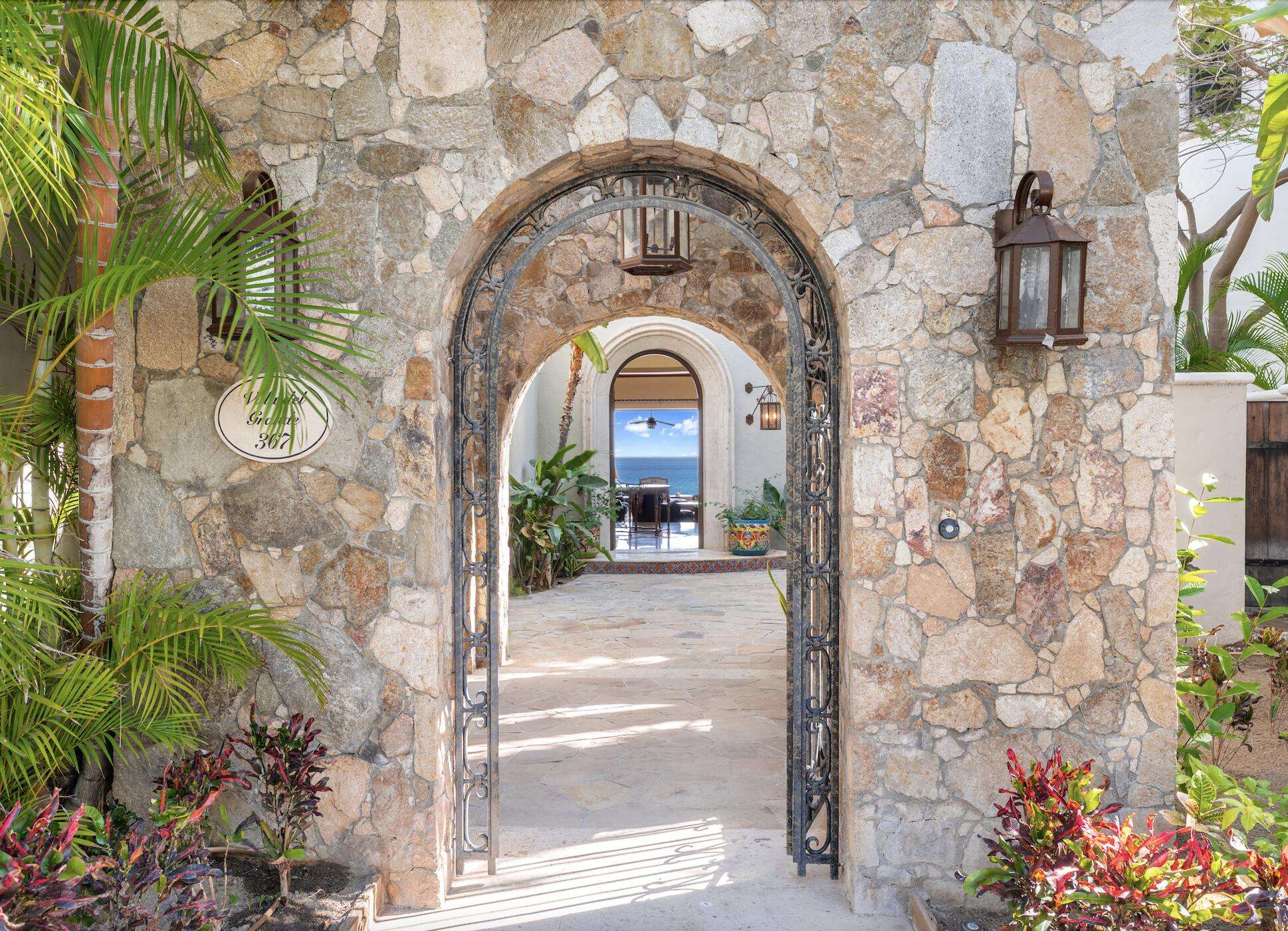 Cabo Luxury Villas Del Mar Located in the prestigious Palmilla community within Villas del Mar Phase III, Villa del grande-Casita 367 is positioned on a desirable second-row beachfront lot just steps from one of Los Cabos best swimmable beaches. Offering over 5,700 sq.ft. of total living space, the residence features 4 bedrooms and 4.5 bathrooms, including a separate guest casita with full bath. Two of the upstairs bedrooms open to private terraces with elevated for sale