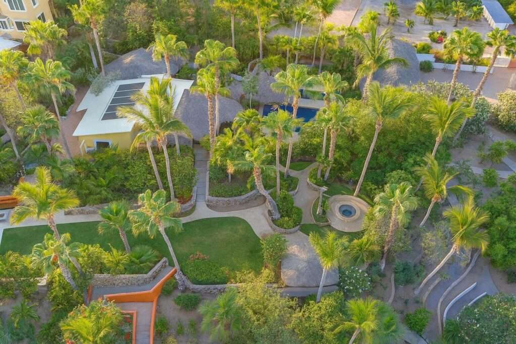 Cabo Luxury Gringo Hill Perched above Costa Azul Beach in the exclusive Gringo Hill enclave, Casa Loma Linda offers amazing ocean – Costa Azul / Gringo hill, San Jose del Cabo, BS