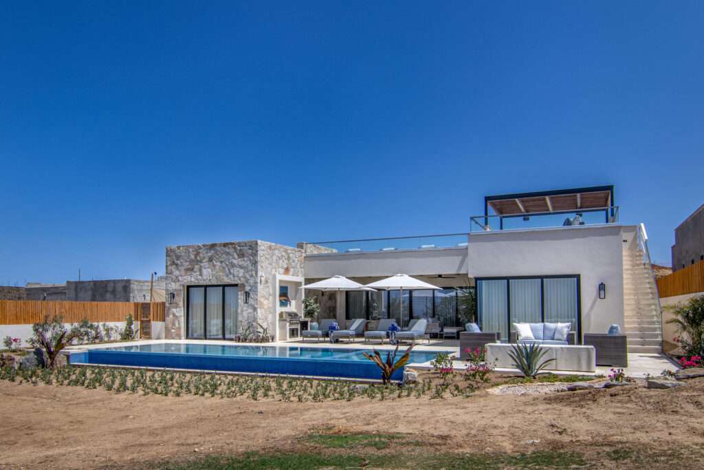 Cabo Luxury Las Terrazas Discover the opportunity to create your dream home in the prestigious Diamante Cabo San Lucas community. Complete and fully furnished, ready for immediate construction of your 4 bedroom Cabo dream home!. Collaborate with the skilled on-site Diamante construction team for a seamless build. As a valued homeowner, you'll gain access to Diamante's world-class amenities, including the luxurious dining experiences at Nobu and Izzy's, the lively Sports Bar, and The Woods. Stay active with a variety of recreational options like paddle boarding, tennis, pickleball, or our state-of-the-art fitness center. Embrace the lifestyle you deserve at Diamante. – Terrazas, Pacific, BS