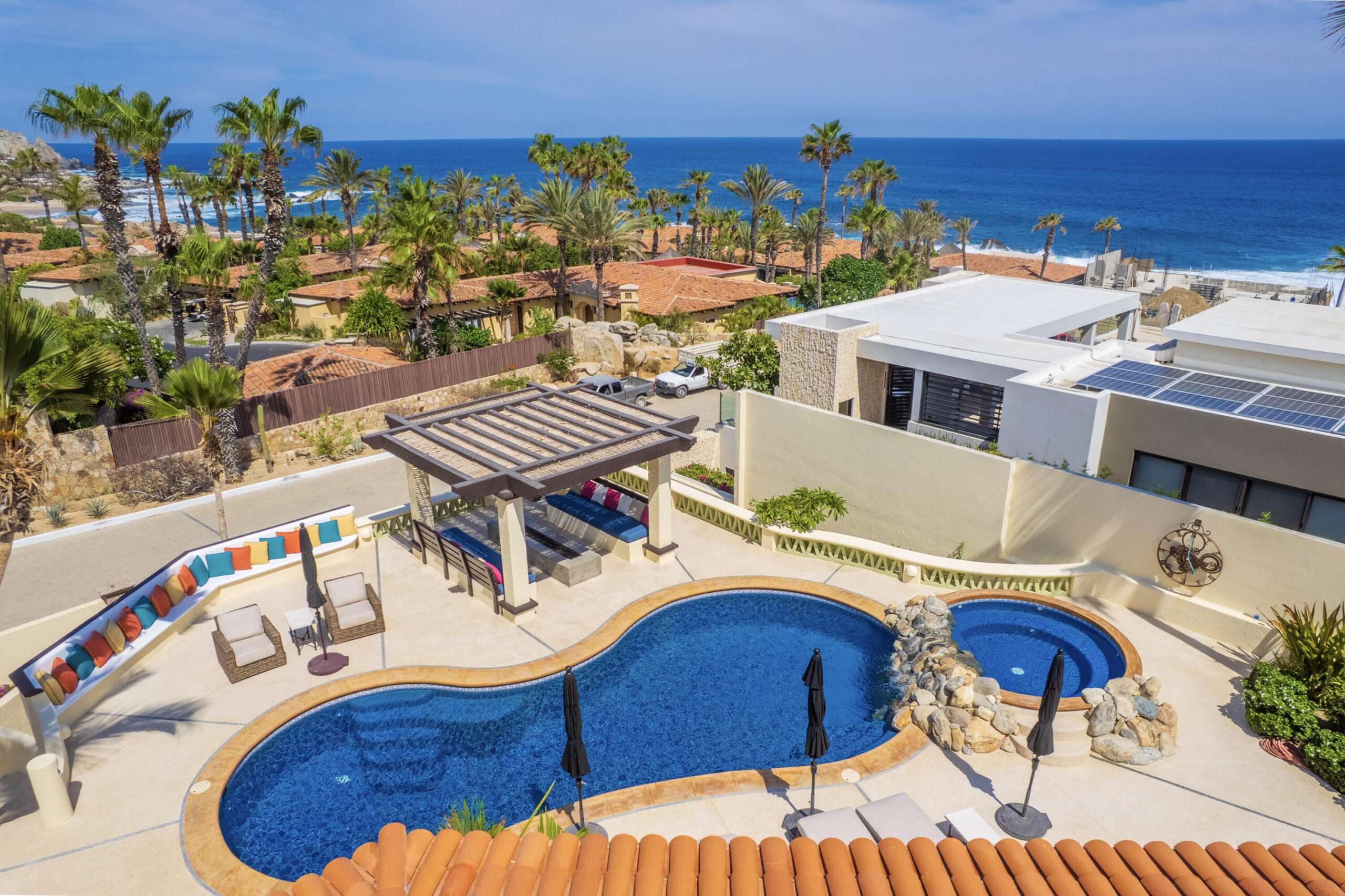 Cabo Luxury Santa Carmela Luxury turnkey estate located in the prestigious gated community of Santa Carmela. Beautiful protected ocean – Lot #13 Rtno. Sta Clara, Cabo Corridor, BS