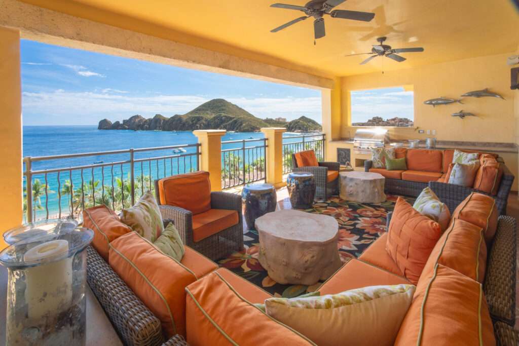 Cabo Luxury Hacienda Csl Discover the perfect blend of comfort and style in this Junior Penthouse, featuring 4 spacious bedrooms with stunning – JR. PENTHOUSE, Cabo San Lucas, BS